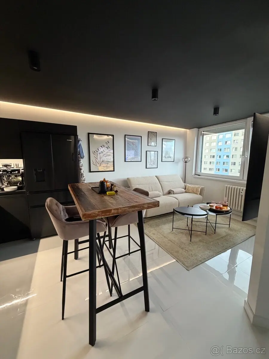 Prodej bytu 2+kk 44 m², Řeporyje
