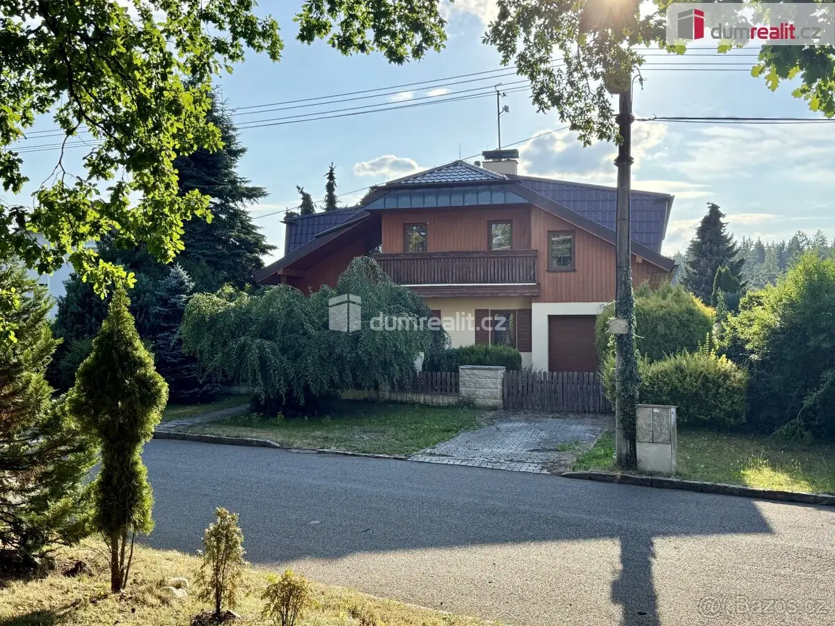 Prodej domu 330 m², Cheb · 353 01