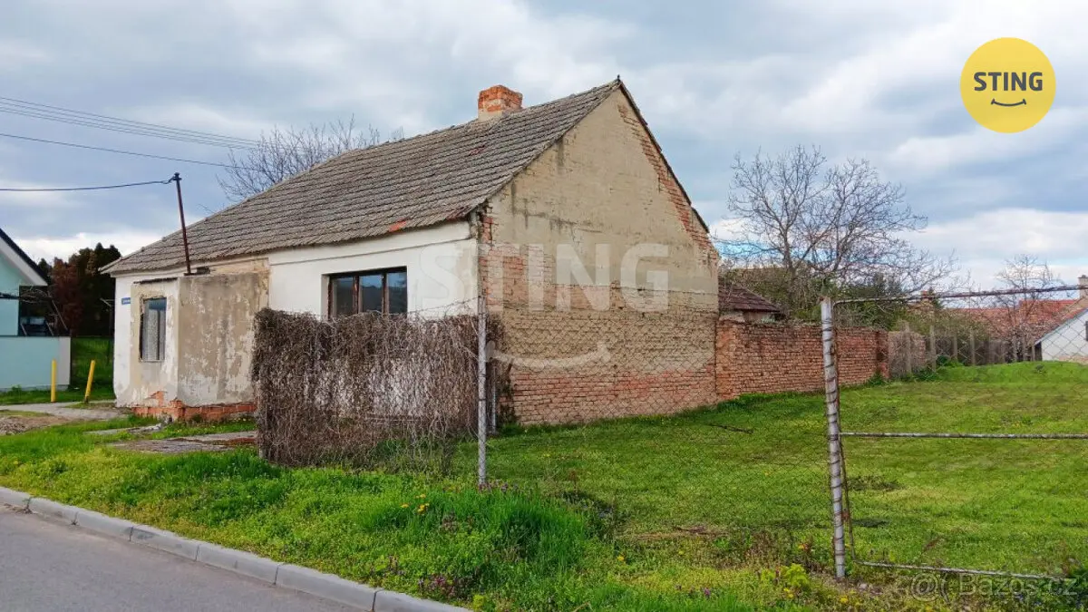Prodej domu 90 m², Znojmo · 671 68