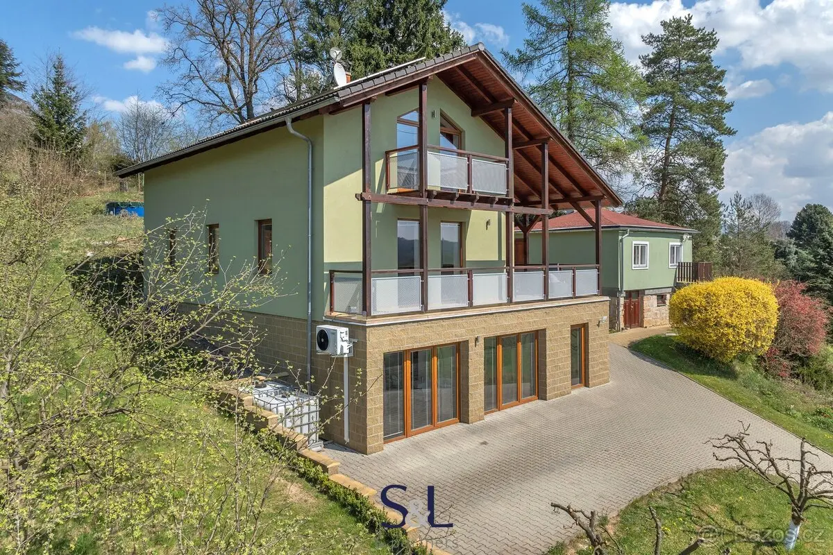 Prodej domu 363 m², Semily · 511 01