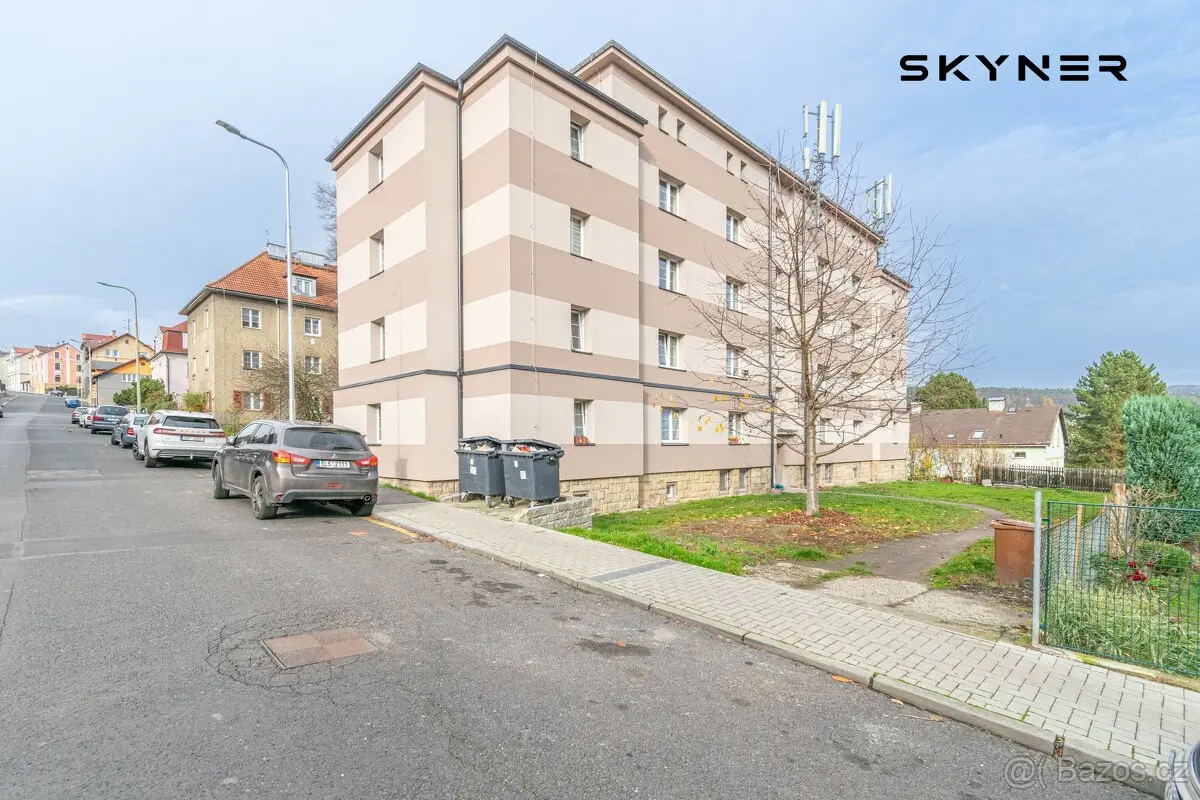 Pronájem bytu 1+kk 26 m², Děčín