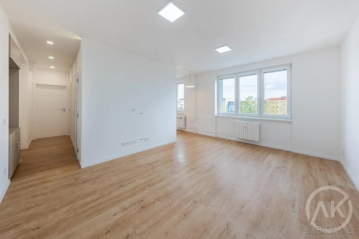Pronájem bytu 2+1 57 m², Nový Jičín · 742 13