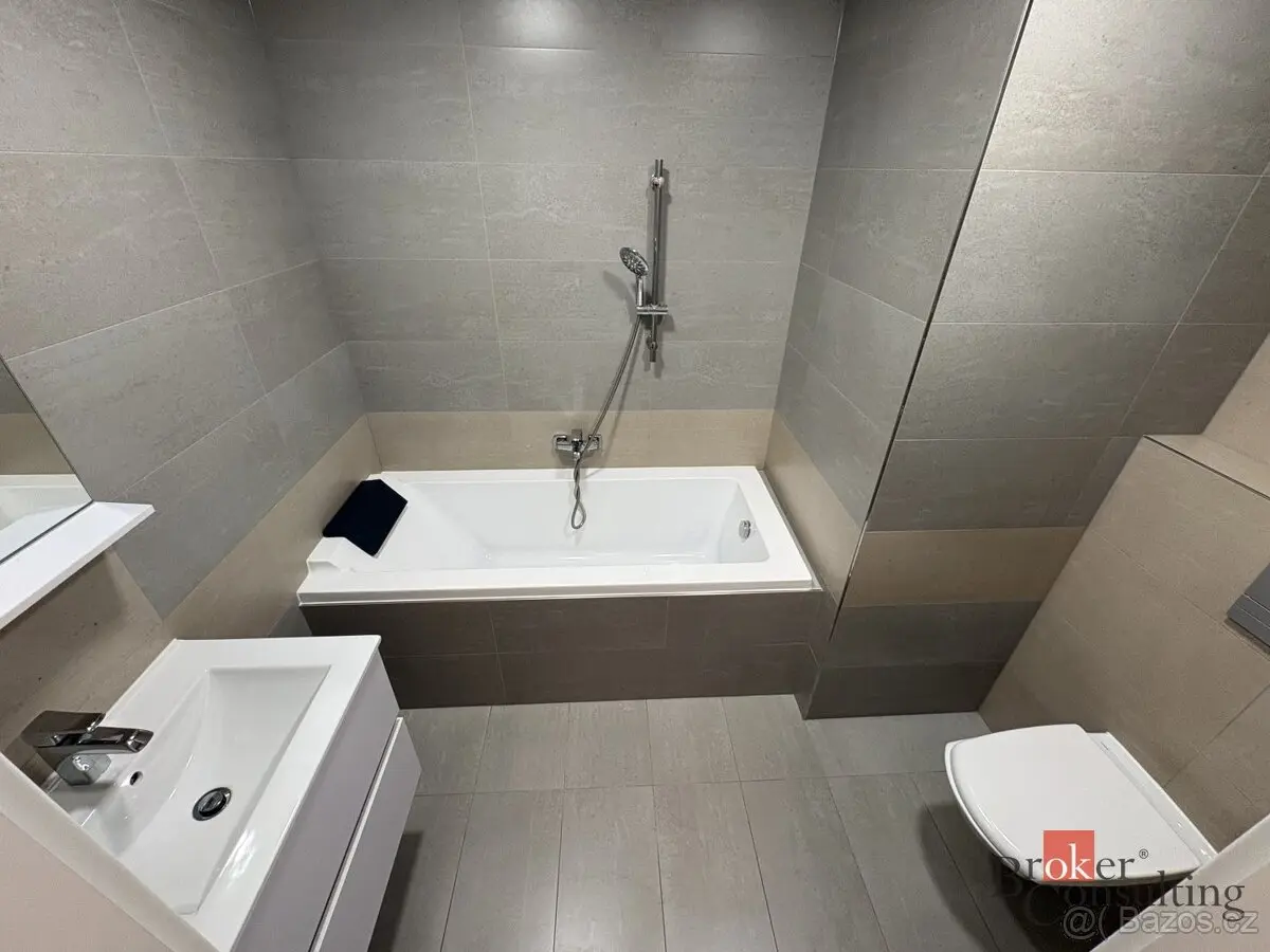 Prodej bytu 3+kk 93 m², Sedlec u Karlových Var · Karlovy Vary