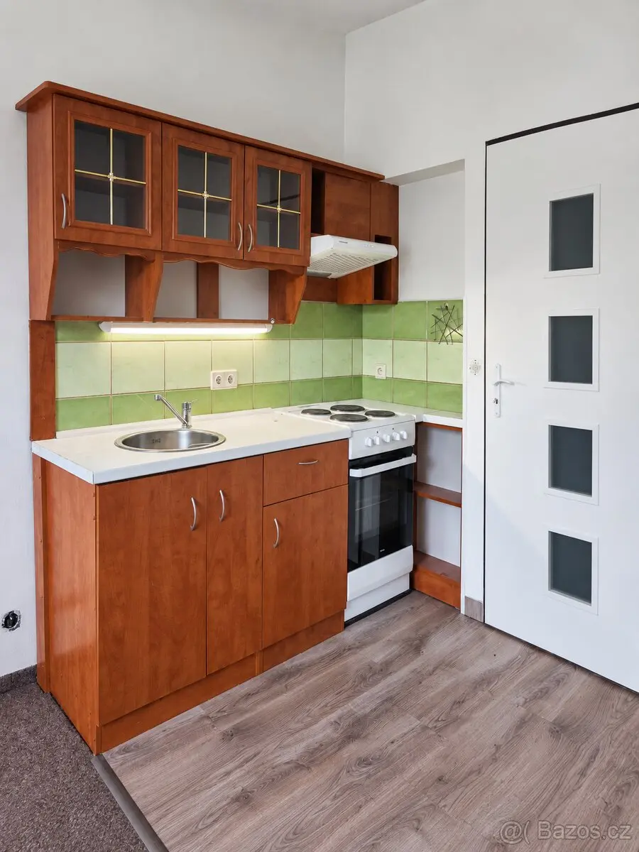Pronájem bytu 2+kk 30 m², Trutnov