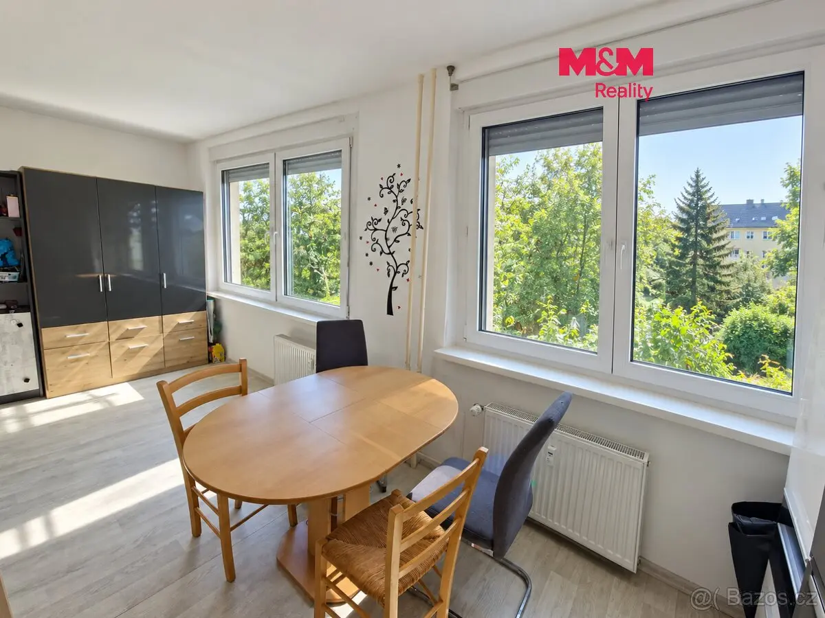 Prodej bytu 3+1 55 m², Teplice · 417 05