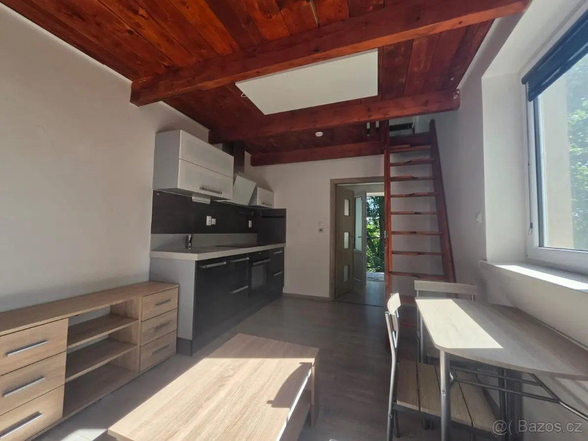 Pronájem bytu 3+kk 48 m², Česká Lípa · 472 01
