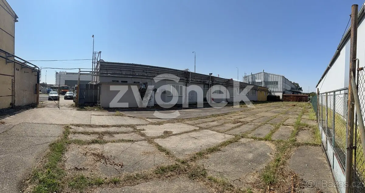 Pronájem pozemku 1000 m², Zlín · 765 02