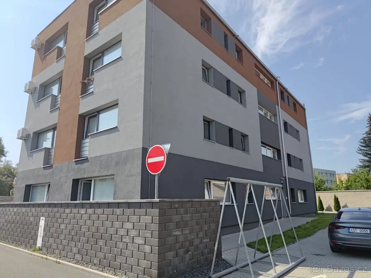 Pronájem bytu 3+kk 90 m², Kladno