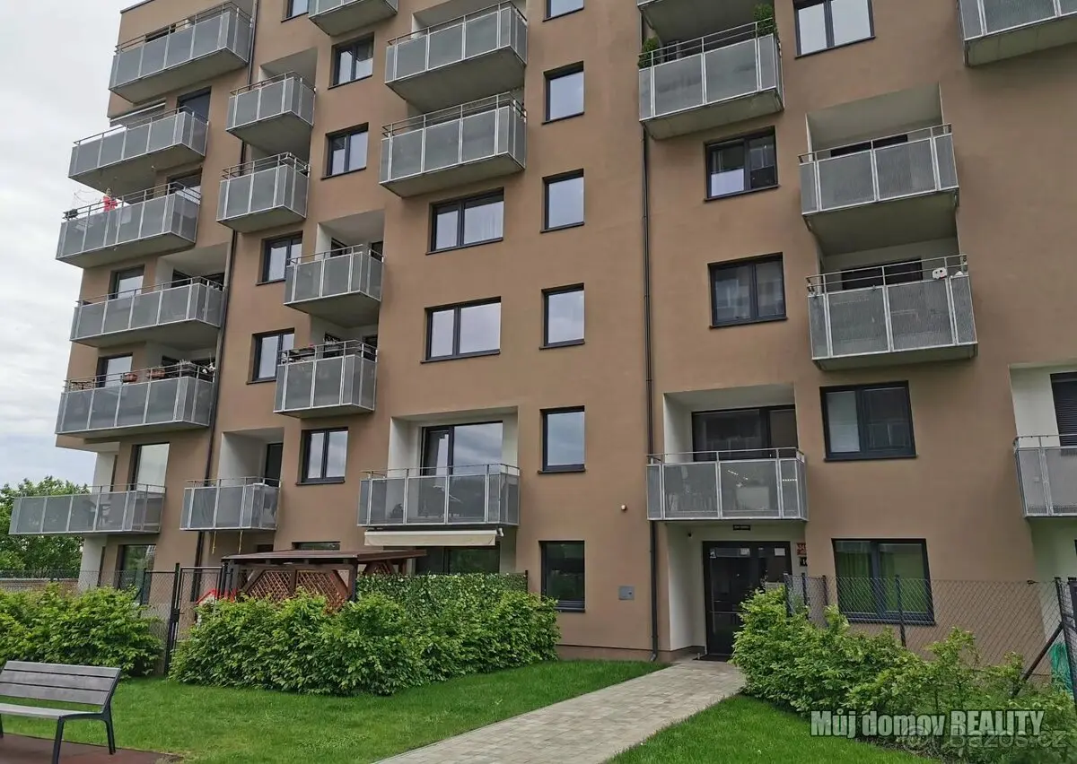 Pronájem bytu 2+kk 58 m², Žižkov