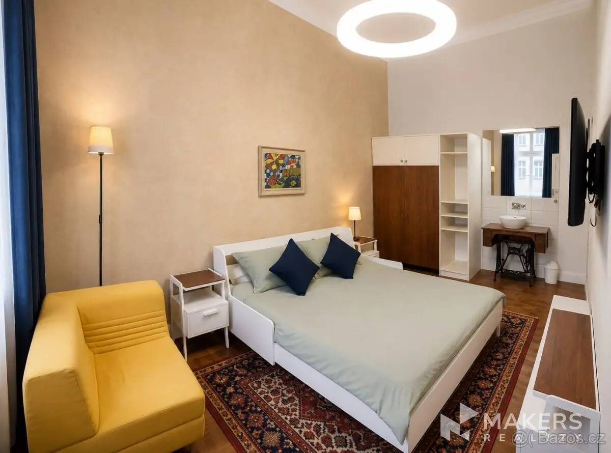 Pronájem bytu 1+1 33 m², Vinohrady