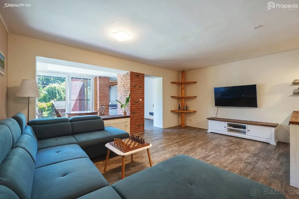 Pronájem domu 365 m², Brno venkov · 664 04