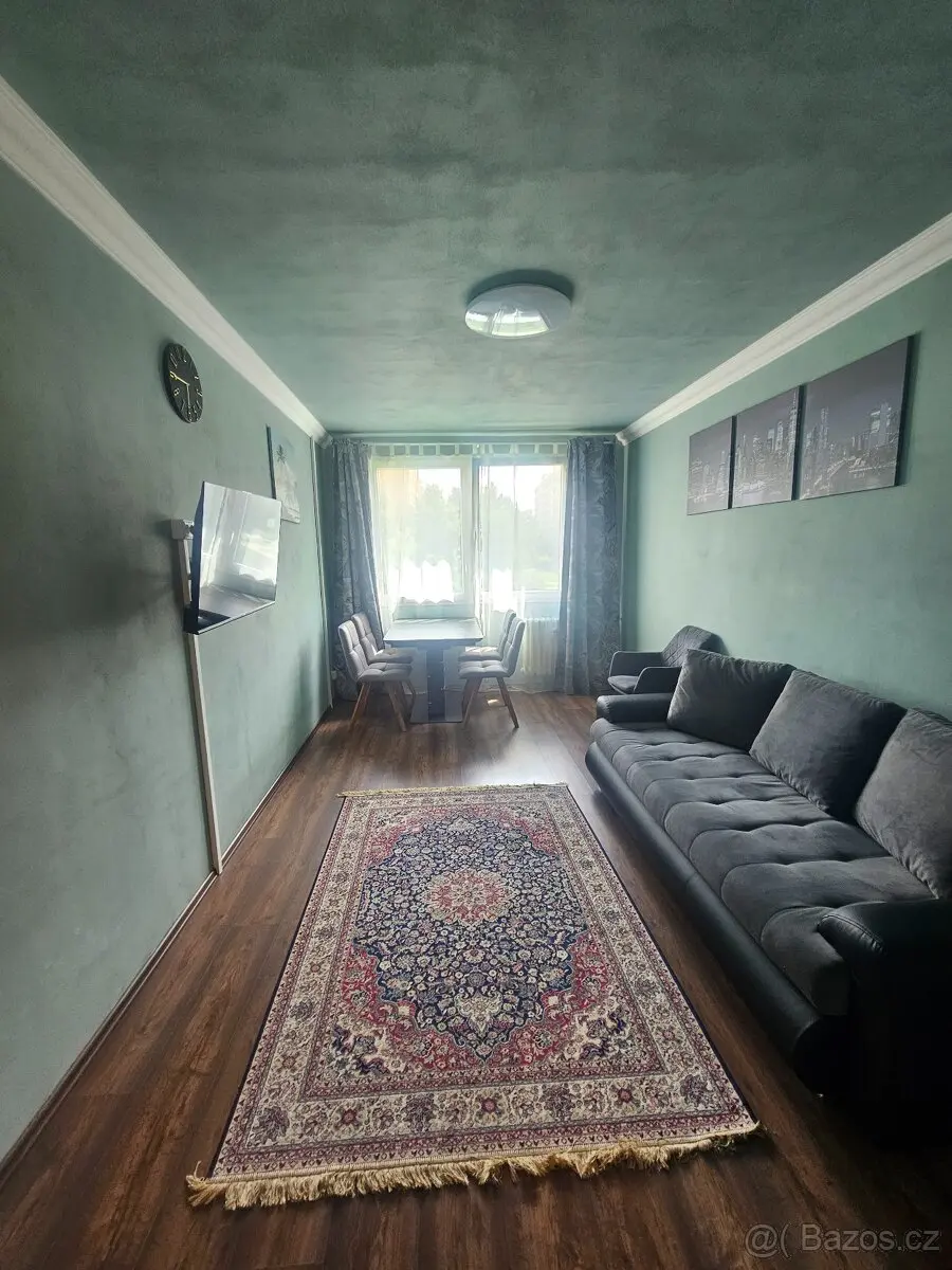 Pronájem bytu 2+kk 55 m², Hostivař
