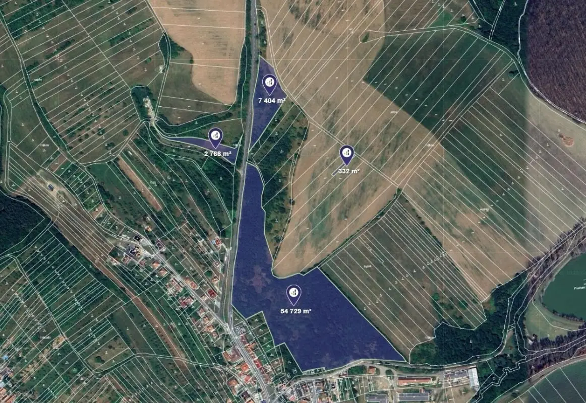 Prodej pozemku 1740 m², Uherské Hradiště · 687 56