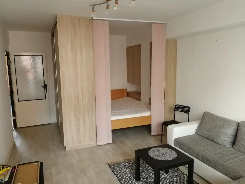 Pronájem bytu 2+1 56 m², Benešov · 258 01