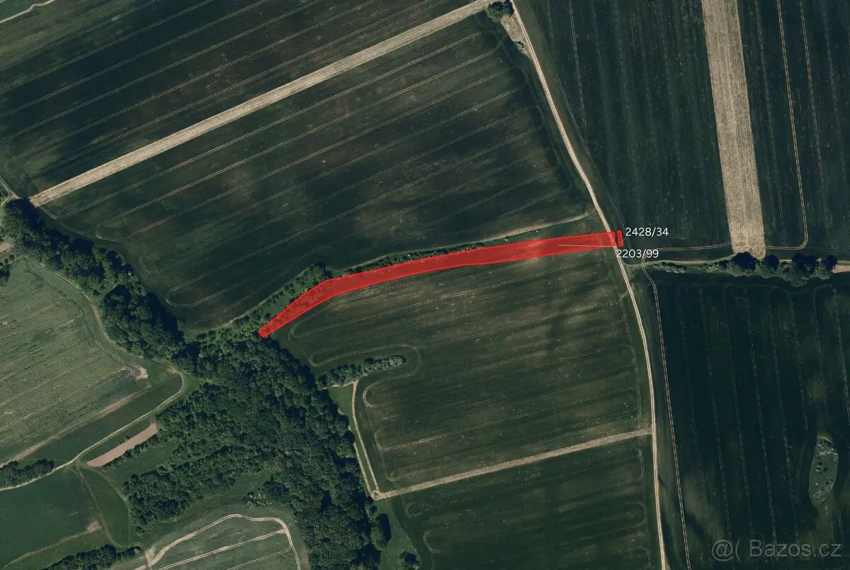 Prodej pozemku 5618 m², Uherské Hradiště · 687 12