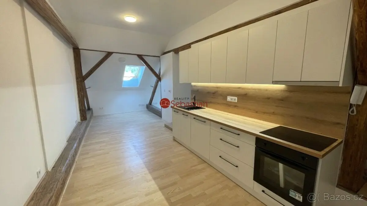 Pronájem bytu 4+kk 99 m², Jičín · 508 01