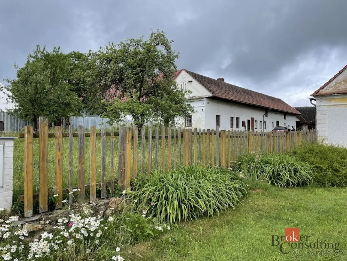 Prodej domu 200 m², České Budějovice · 373 41