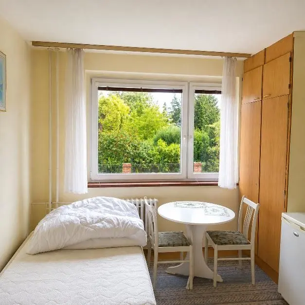 Pronájem bytu 1+1 35 m², Mělník · 277 11