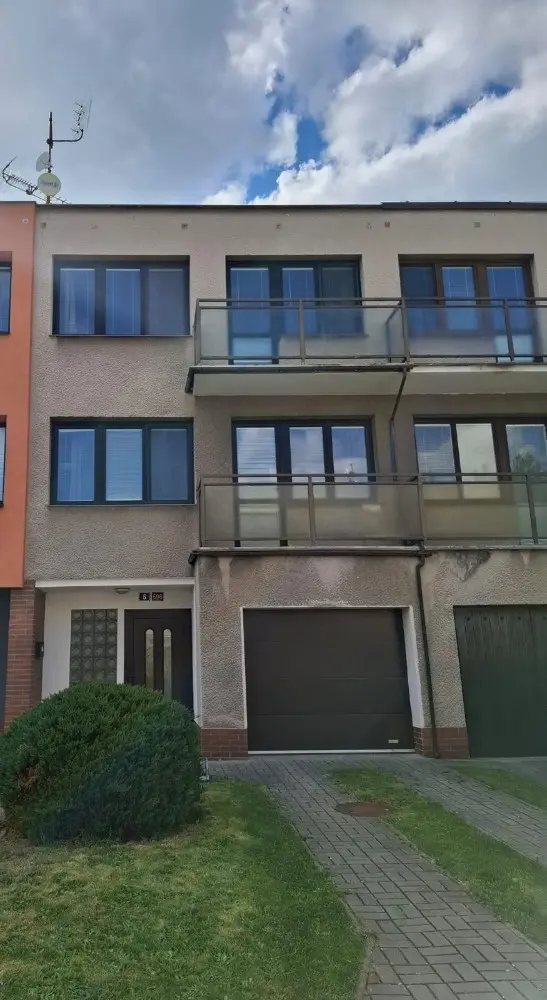 Pronájem domu 184 m², Svobodné Dvory · Hradec Králové