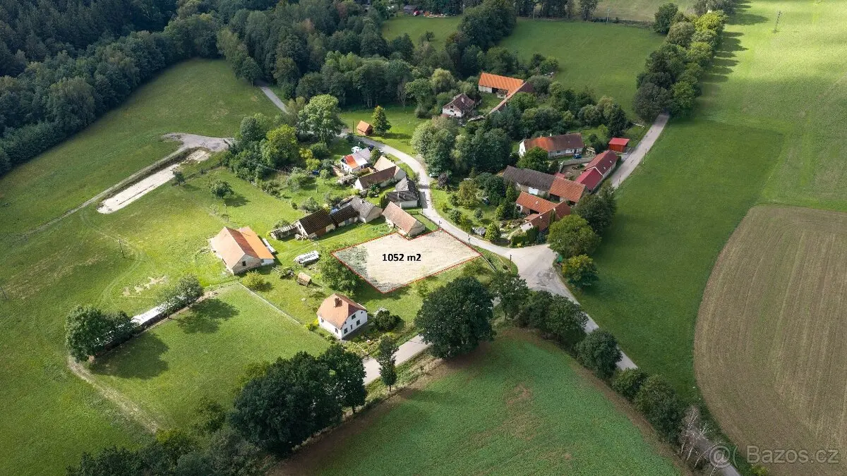 Prodej pozemku 1052 m², Benešov · 257 86