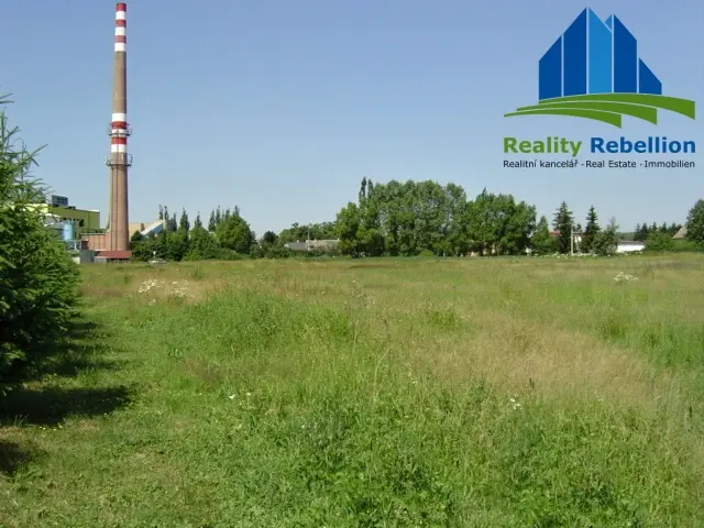 Prodej pozemku 16056 m², Cheb · 351 01