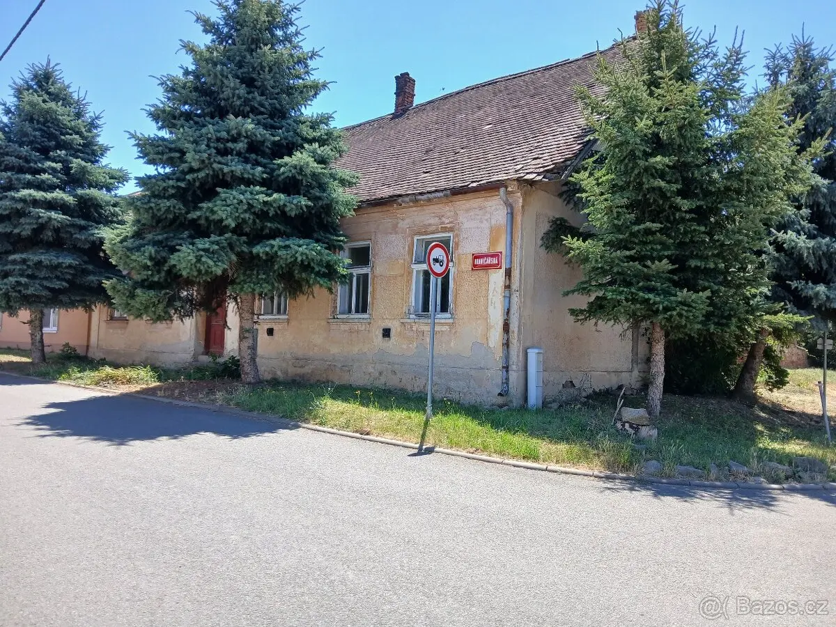 Prodej domu 623 m², Znojmo · 671 28
