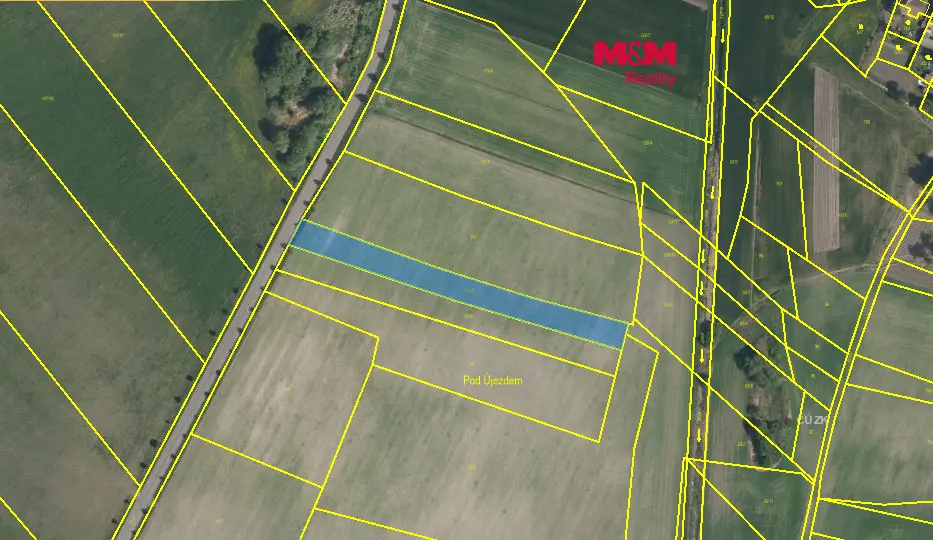 Prodej pozemku 2338 m², Pardubice · 533 16