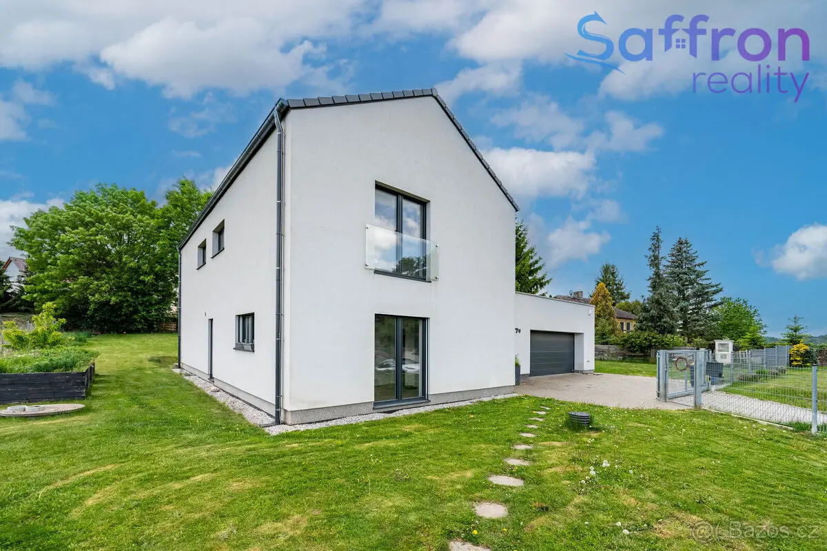 Prodej domu 241 m², Benešov · 251 67