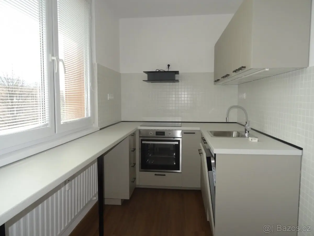 Pronájem bytu 1+1 38 m², Nový Jičín · 741 01