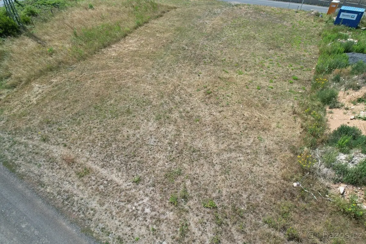 Pronájem pozemku 1150 m², Teplice · 415 01