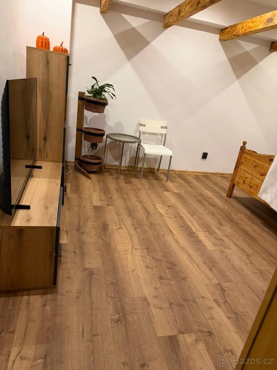 Pronájem bytu 150 m², Libuš