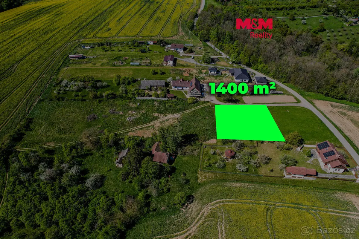Prodej pozemku 1400 m², Zlín · 763 63