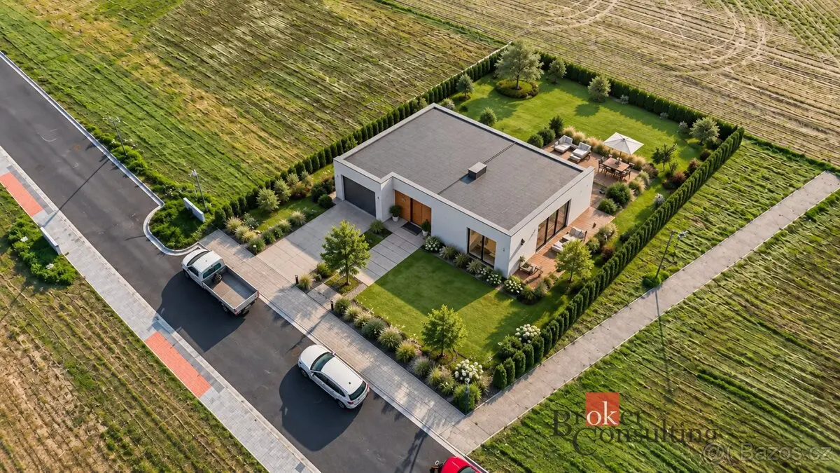 Prodej pozemku 982 m², Chrudim · 538 25