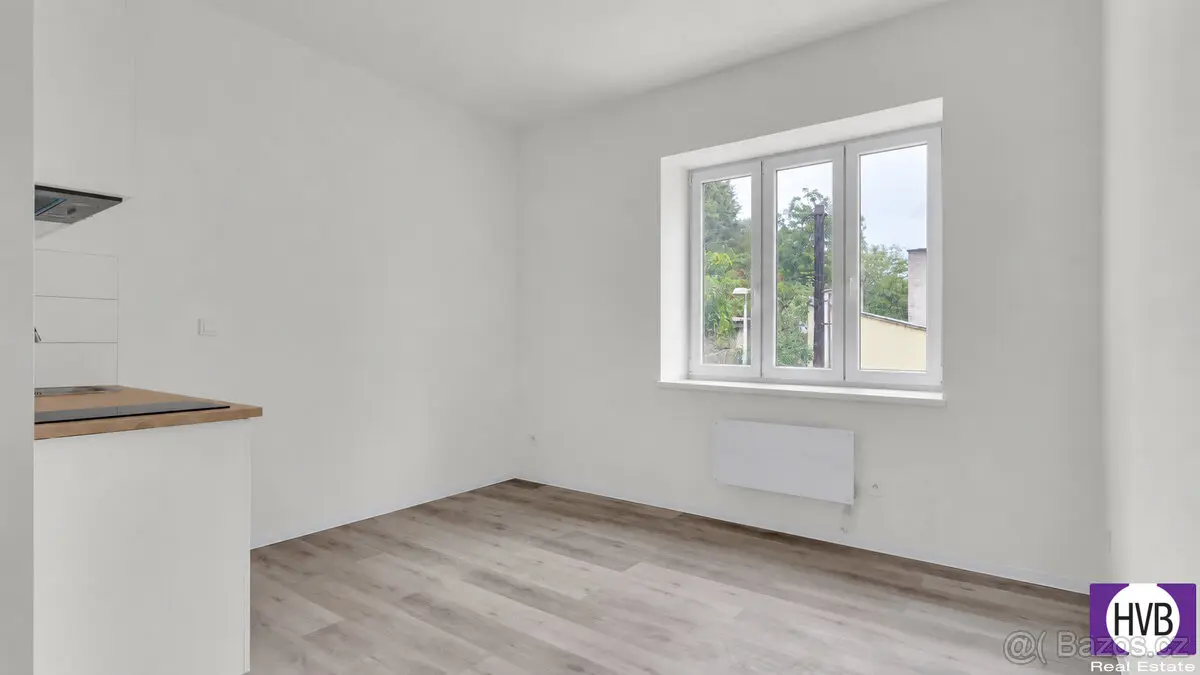 Prodej bytu 1+kk 18 m², Záběhlice