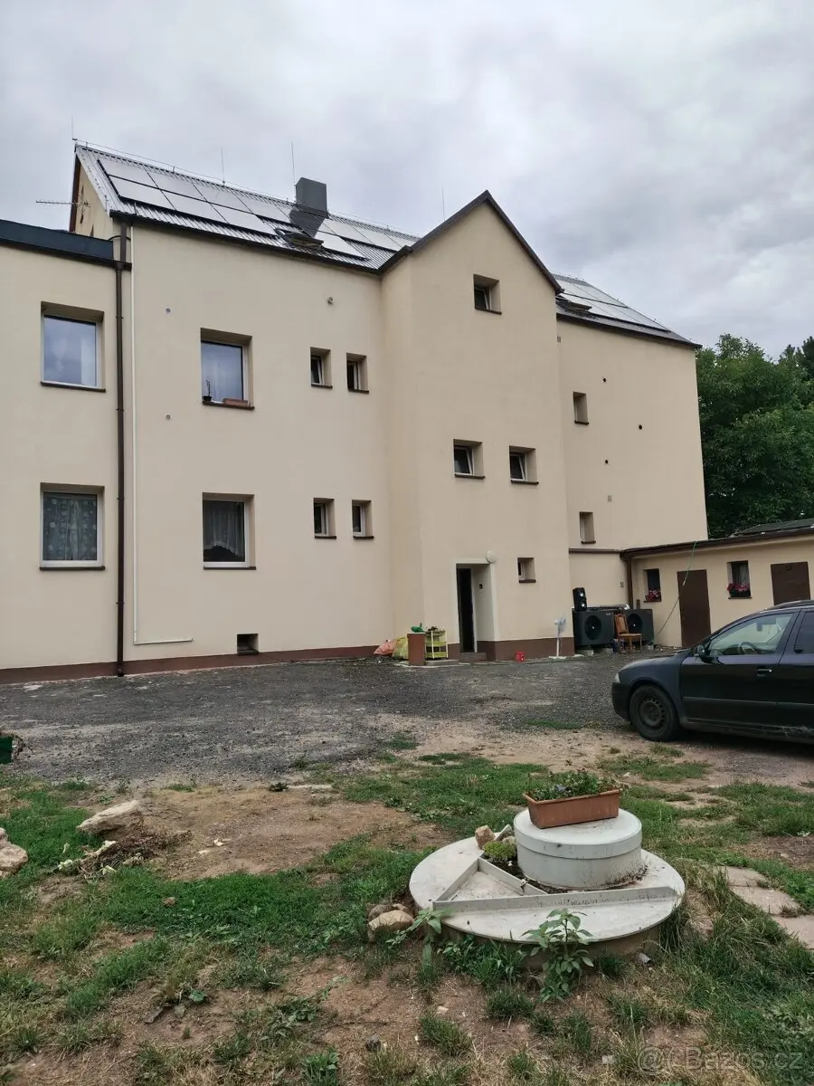 Pronájem bytu 3+1 68 m², Louny · 439 81