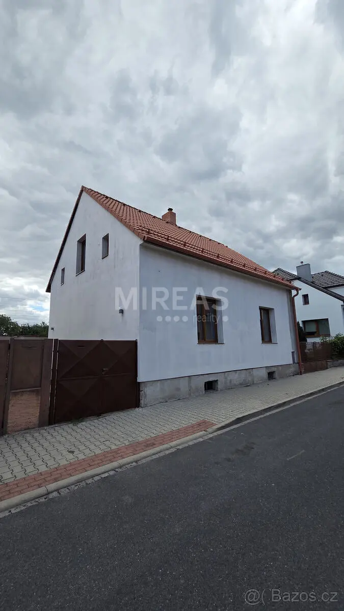 Pronájem domu 150 m², Nymburk · 288 02