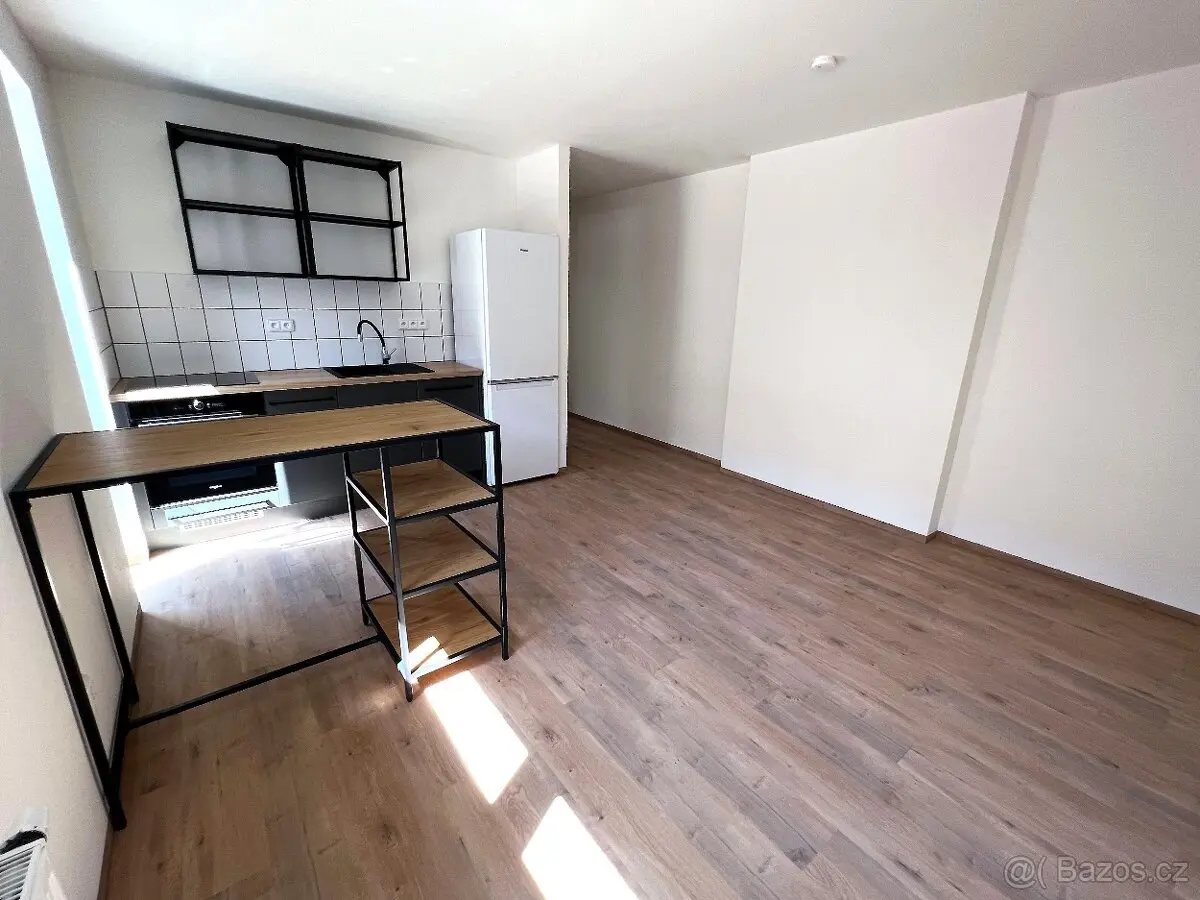 Pronájem bytu 2+kk 42 m², Štýřice · Brno