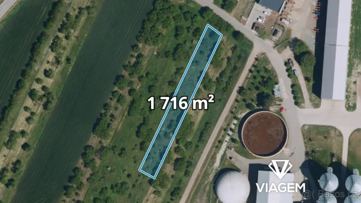 Prodej pozemku 1716 m², Břeclav · 691 06