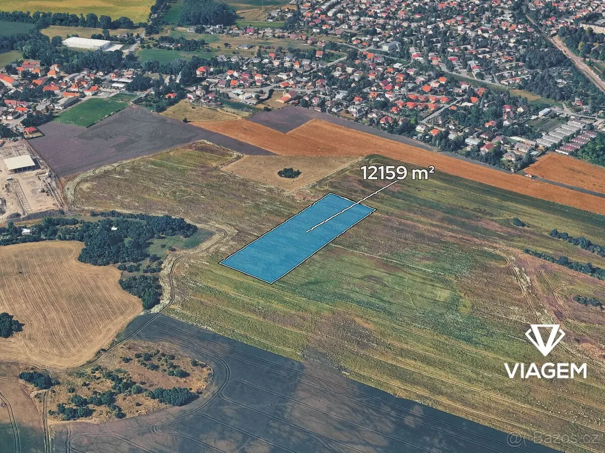 Prodej pozemku 12159 m², Mělník · 277 11