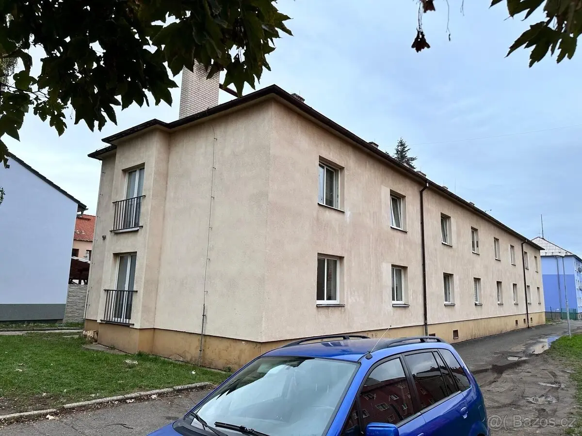 Pronájem bytu 1+kk 20 m², Chomutov II · Chomutov