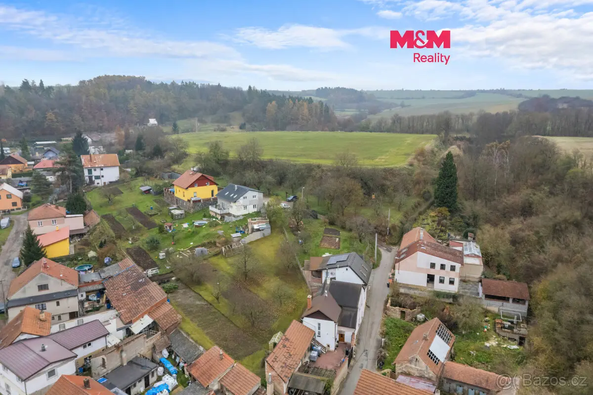 Prodej pozemku 1055 m², Pod Lipami · Zeměchy u Kralup nad Vltavou · Kralupy nad Vltavou