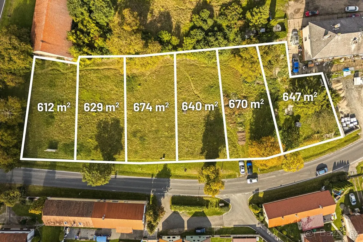 Prodej pozemku 647 m², Bobnice