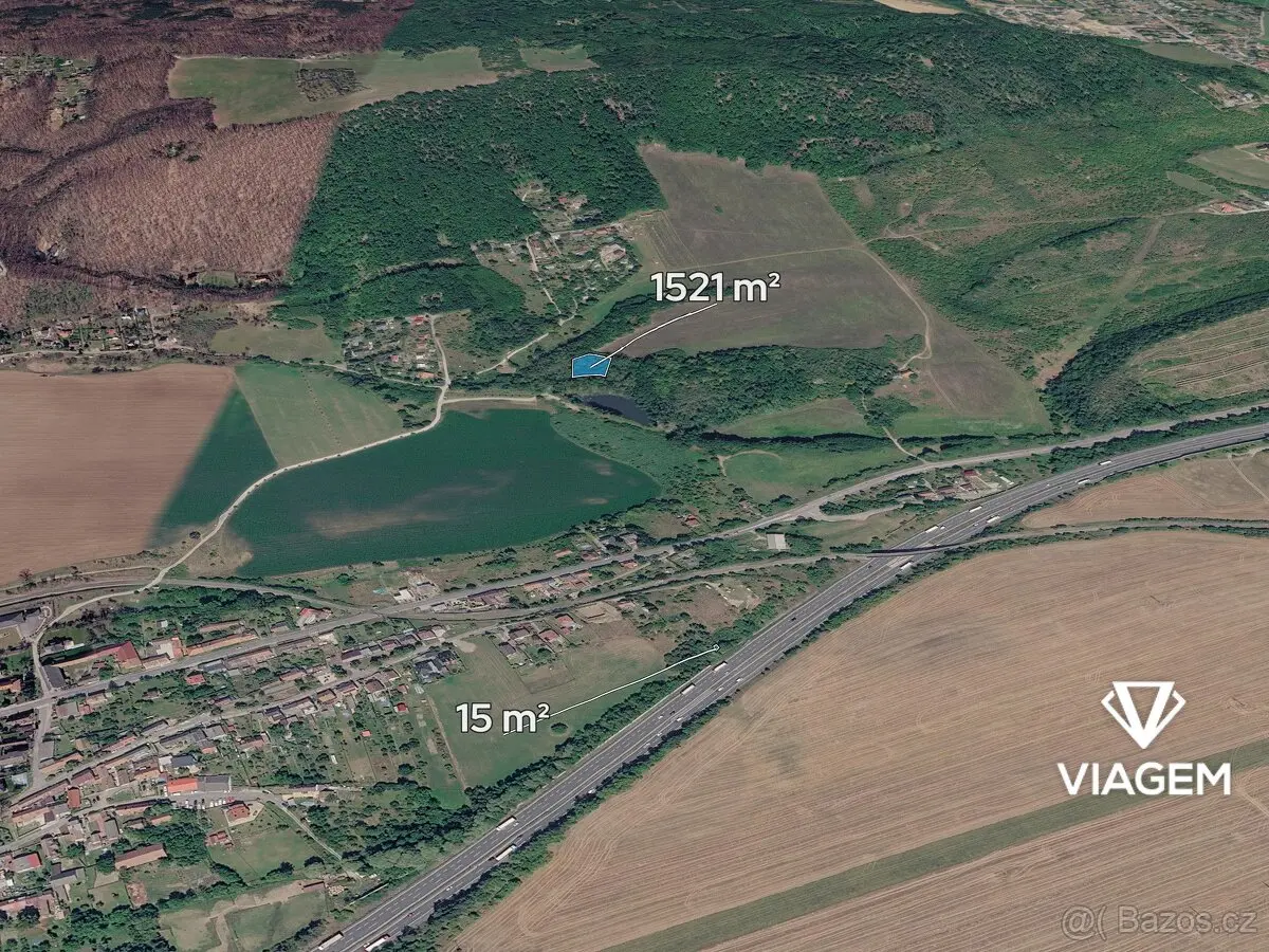Prodej pozemku 1536 m², Beroun · 267 11