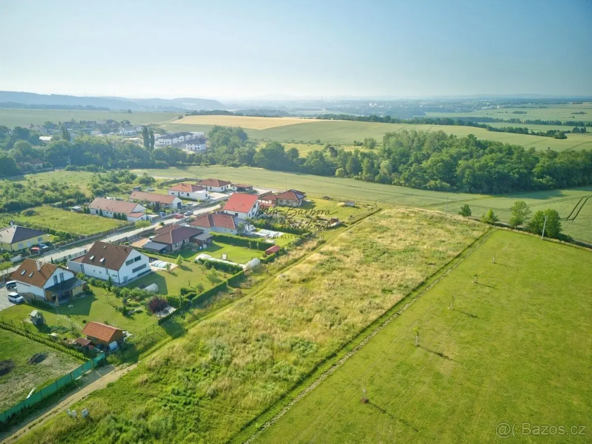 Prodej pozemku 744 m², Skvrňany · Plzeň
