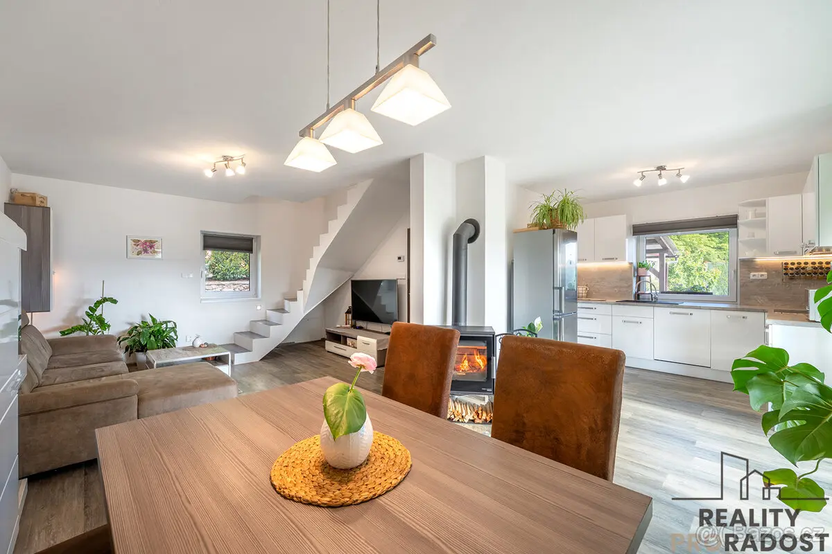 Pronájem domu 86 m², Brno venkov · 664 34