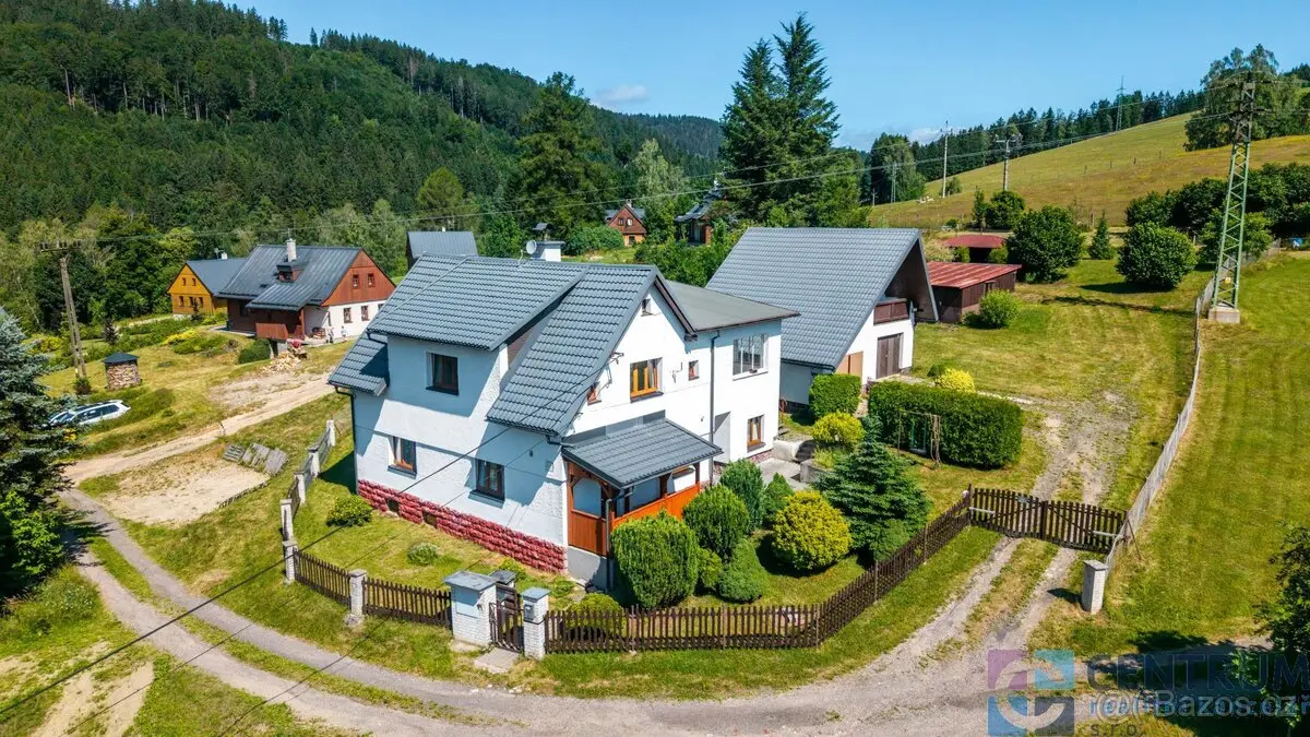Prodej domu 2438 m², Jablonec nad Nisou · 468 41