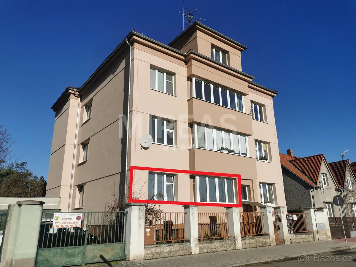 Pronájem bytu 2+kk 45 m², Nymburk · 289 22