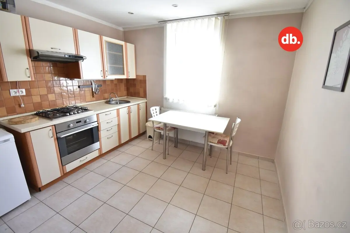 Prodej bytu 1+1 35 m², Karlovy Vary