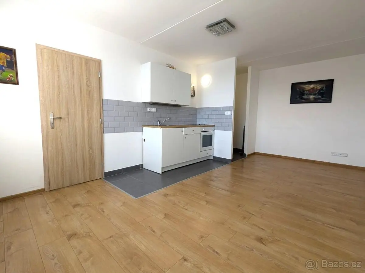 Pronájem bytu 2+kk 34 m², Most II · Most