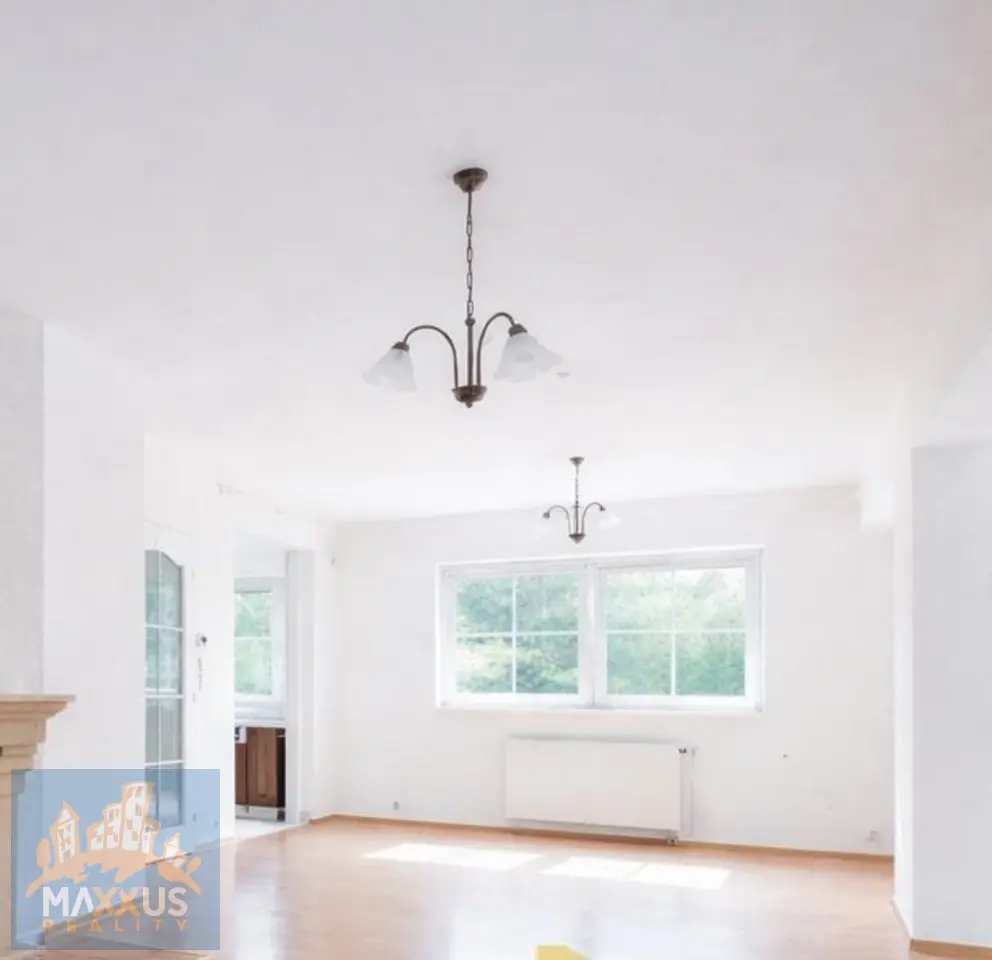Pronájem domu 295 m², Nebušice